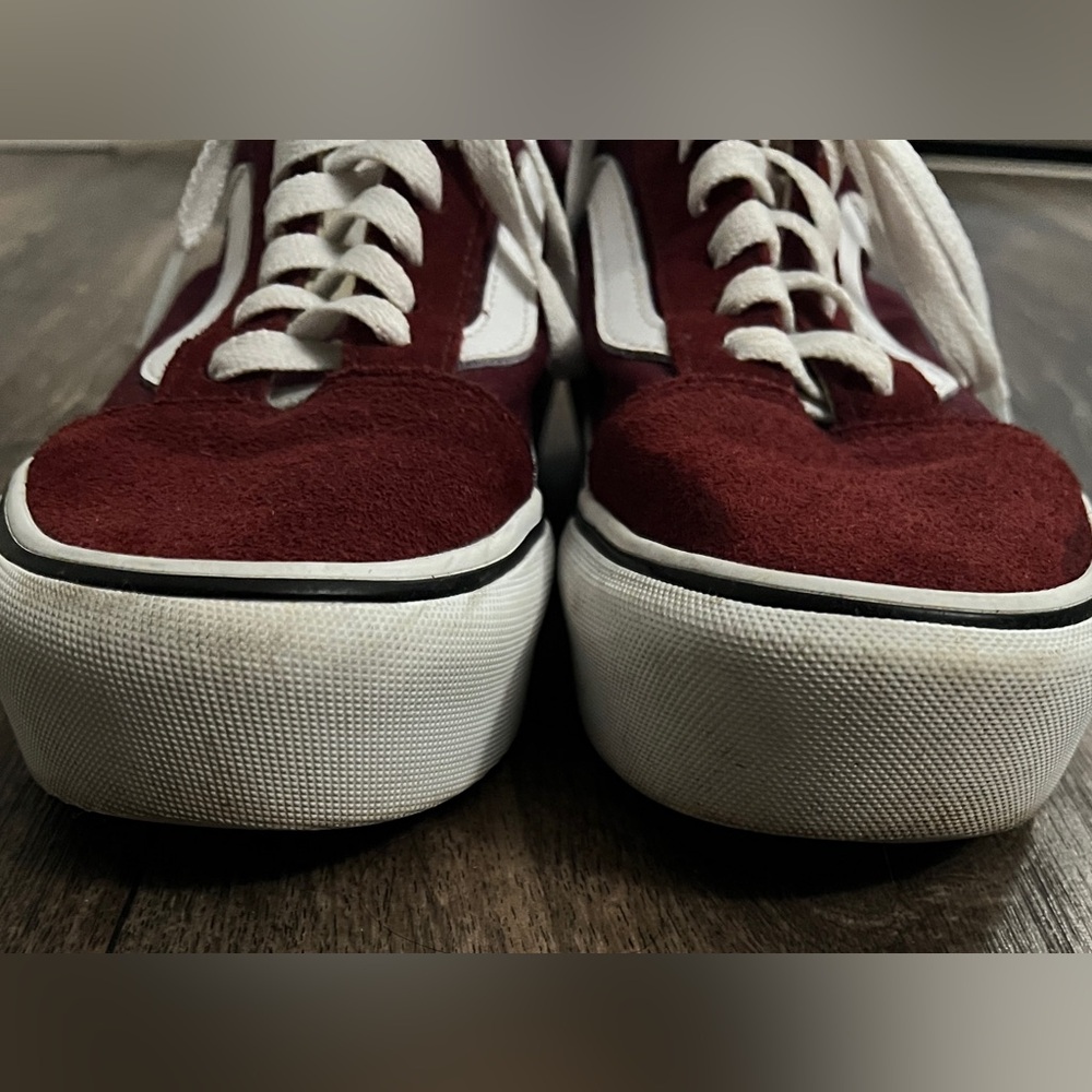 Vans - Picture 5 of 6